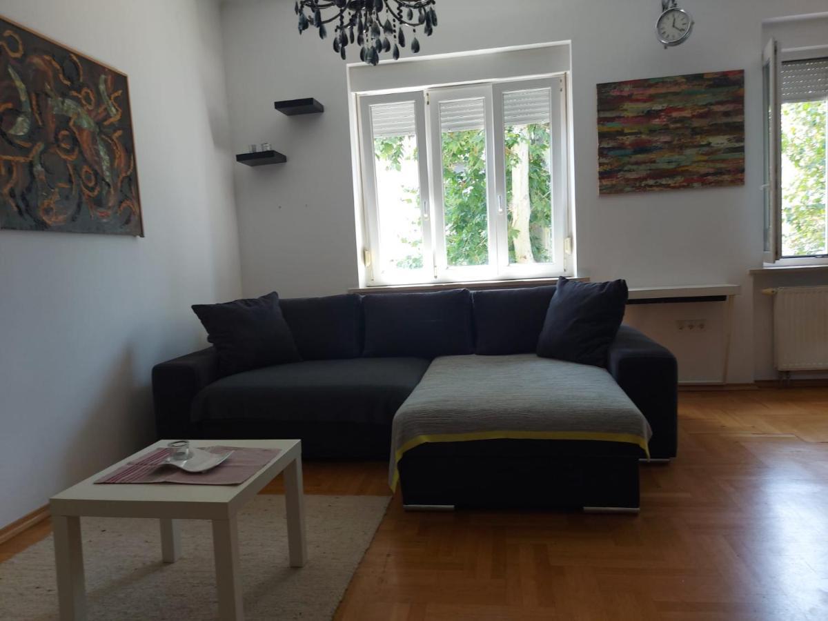 Apartamento Downtown Oasis Zagreb Exterior foto